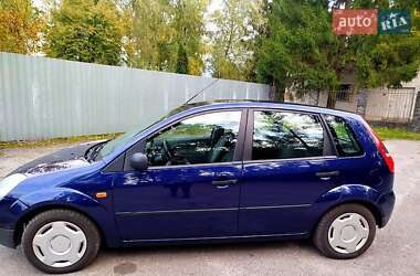 Хетчбек Ford Fiesta 2002 в  фото 5 Хетчбек Ford Fiesta 2002 в
