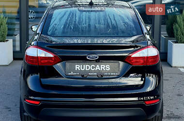 Седан Ford Fiesta 2019 в 