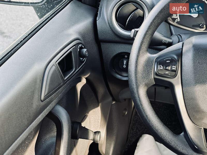 Седан Ford Fiesta 2019 в Кременчуці
