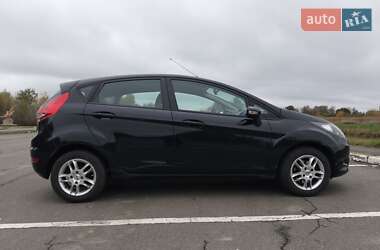Хэтчбек Ford Fiesta 2009 в 