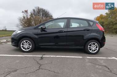 Хэтчбек Ford Fiesta 2009 в 
