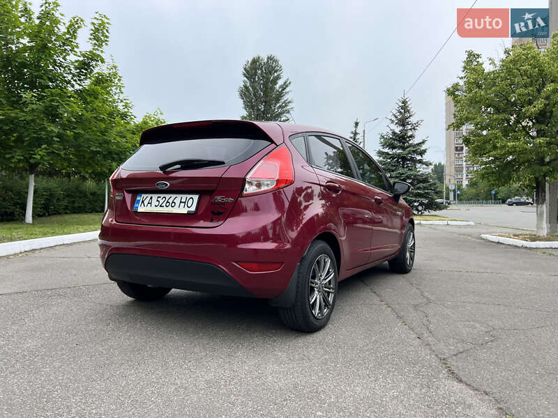 Хэтчбек Ford Fiesta 2013 в Киеве фото 6 Хэтчбек Ford Fiesta 2013 в Киеве