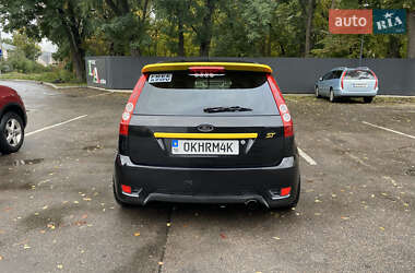 Хетчбек Ford Fiesta 2007 в 