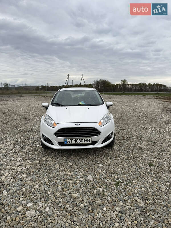 Седан Ford Fiesta 2016 в Рогатине фото Седан Ford Fiesta 2016 в Рогатине