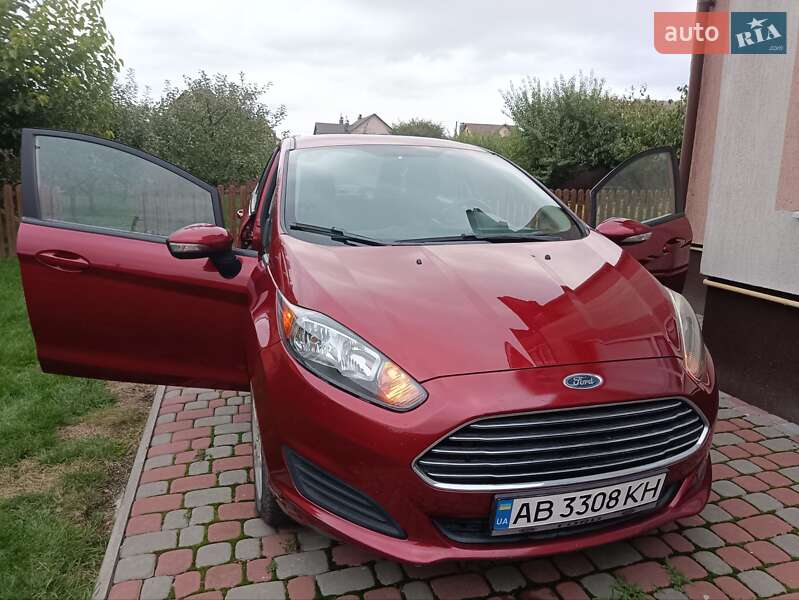 Седан Ford Fiesta 2016 в Виннице