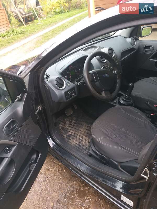 Хэтчбек Ford Fiesta 2008 в Хырове фото 7 Хэтчбек Ford Fiesta 2008 в Хырове