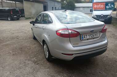 Седан Ford Fiesta 2017 в  фото 7 Седан Ford Fiesta 2017 в