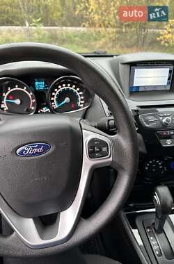 Седан Ford Fiesta 2019 в 