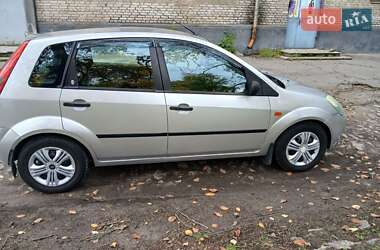 Хетчбек Ford Fiesta 2003 в Кременчуці