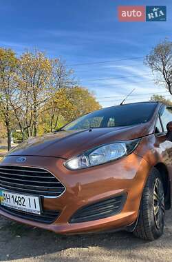 Хэтчбек Ford Fiesta 2013 в 