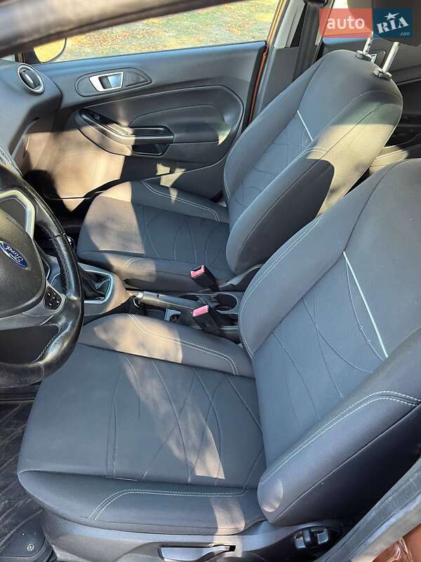 Хэтчбек Ford Fiesta 2013 в Днепре