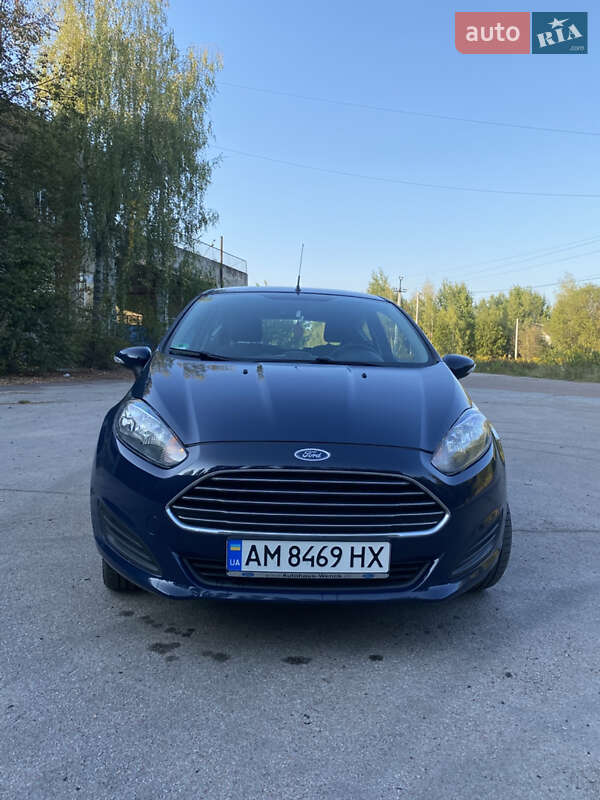Хетчбек Ford Fiesta 2013 в Житомирі фото 2 Хетчбек Ford Fiesta 2013 в Житомирі
