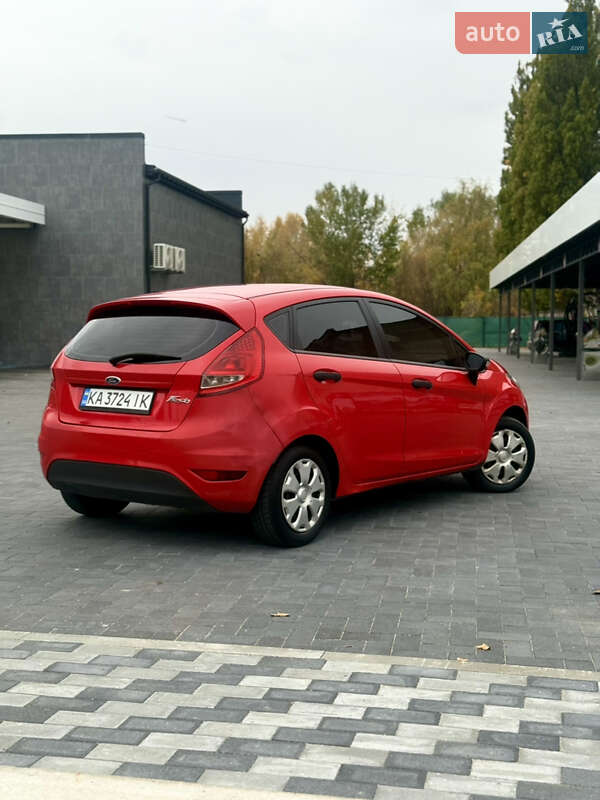 Хетчбек Ford Fiesta 2012 в Лубнах фото 5 Хетчбек Ford Fiesta 2012 в Лубнах