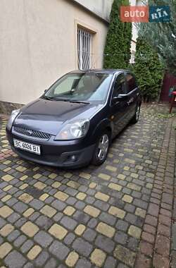 Хэтчбек Ford Fiesta 2008 в 