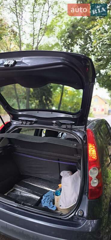 Хетчбек Ford Fiesta 2008 в Львові
