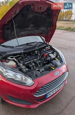 Седан Ford Fiesta 2014 в 