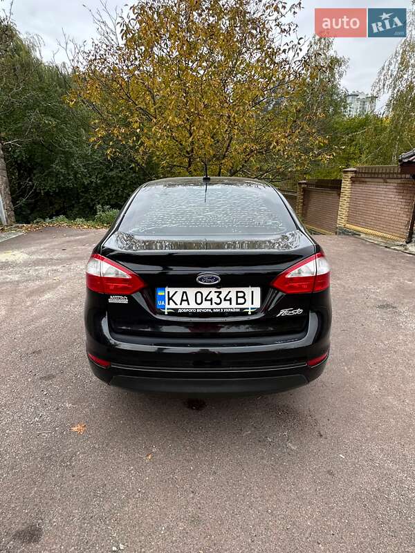 Седан Ford Fiesta 2019 в Киеве