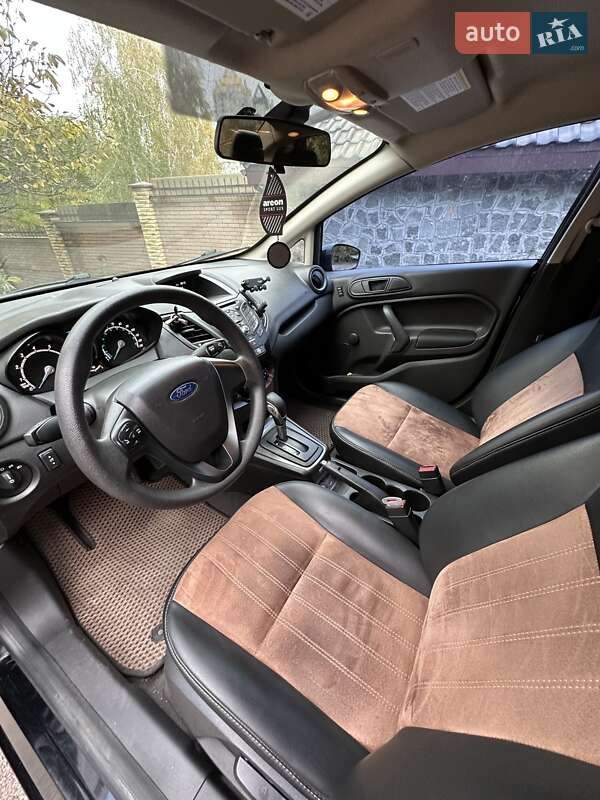 Седан Ford Fiesta 2019 в Киеве