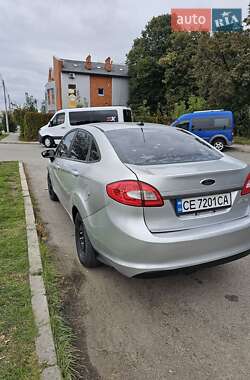 Седан Ford Fiesta 2012 в 