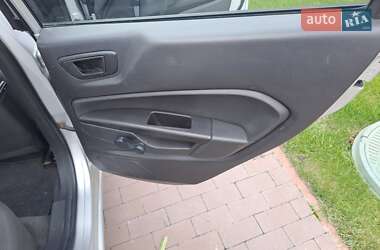 Седан Ford Fiesta 2017 в 