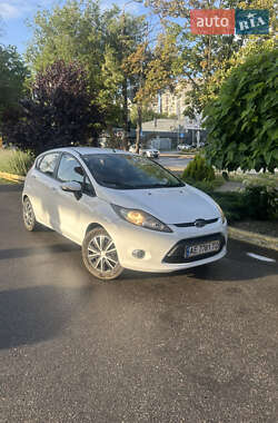 Хэтчбек Ford Fiesta 2011 в Днепре
