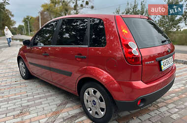 Хэтчбек Ford Fiesta 2008 в 