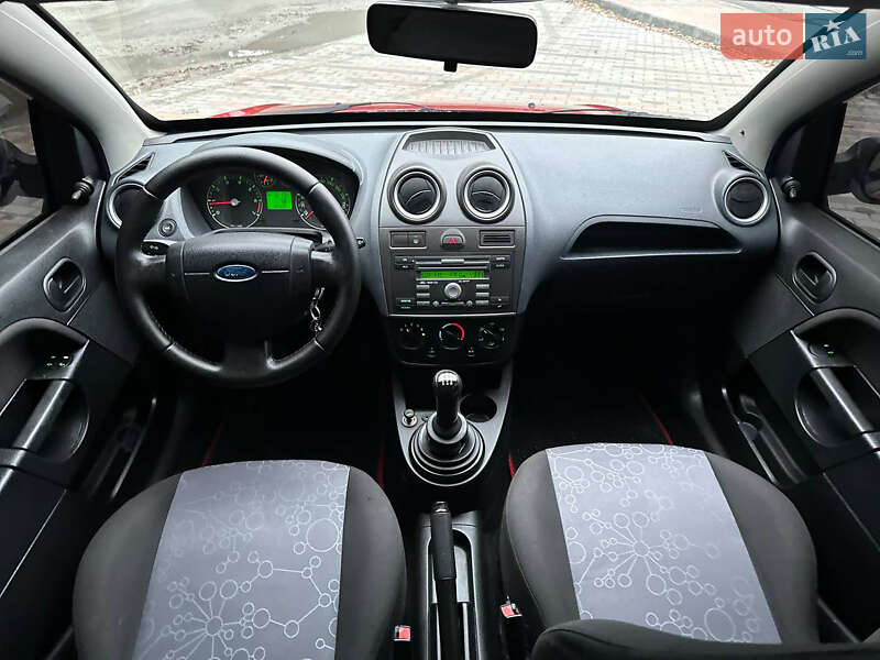 Хетчбек Ford Fiesta 2008 в Білій Церкві