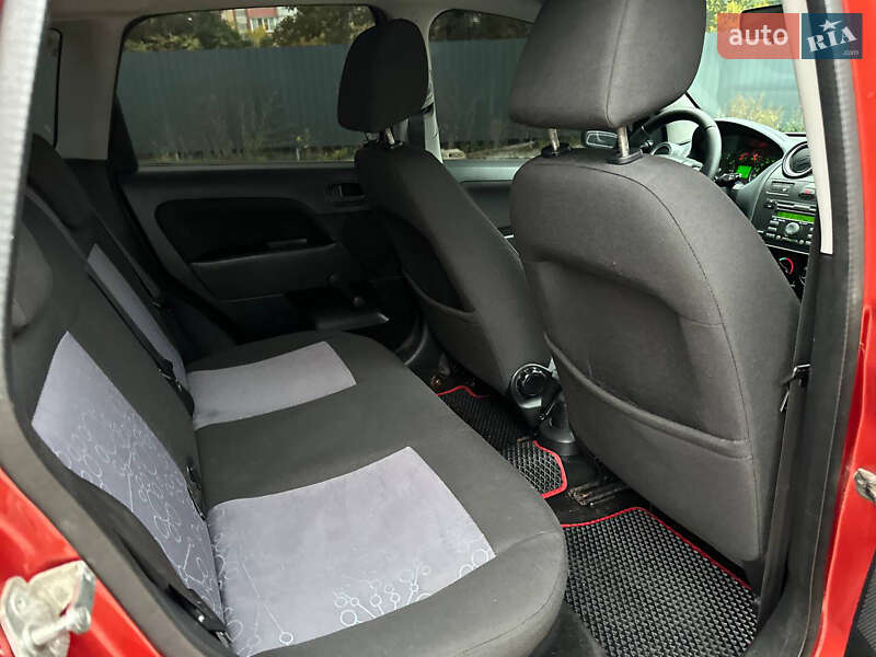 Хетчбек Ford Fiesta 2008 в Білій Церкві