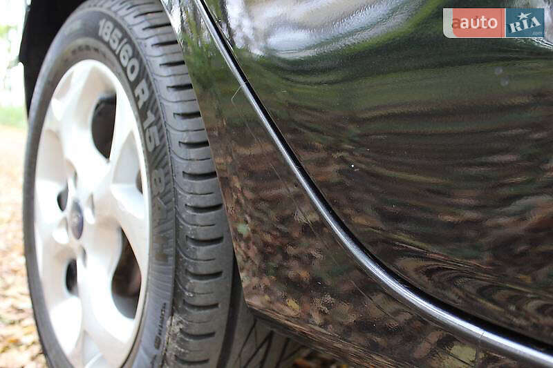 Хетчбек Ford Fiesta 2010 в Луцьку фото 18 Хетчбек Ford Fiesta 2010 в Луцьку