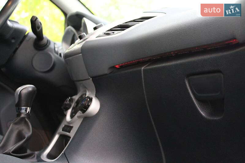 Хетчбек Ford Fiesta 2010 в Луцьку фото 38 Хетчбек Ford Fiesta 2010 в Луцьку
