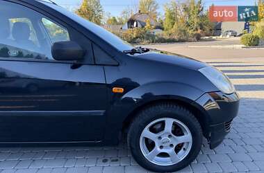 Хэтчбек Ford Fiesta 2002 в  фото 12 Хэтчбек Ford Fiesta 2002 в