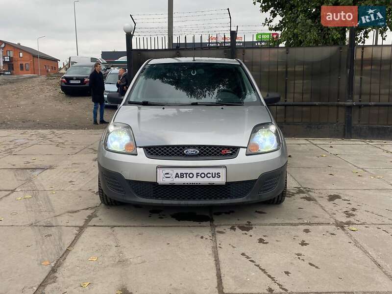 Хетчбек Ford Fiesta 2006 в Києві фото 2 Хетчбек Ford Fiesta 2006 в Києві