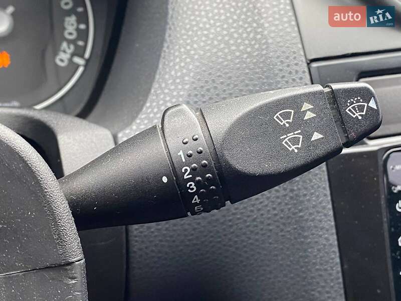 Хетчбек Ford Fiesta 2006 в Києві фото 23 Хетчбек Ford Fiesta 2006 в Києві