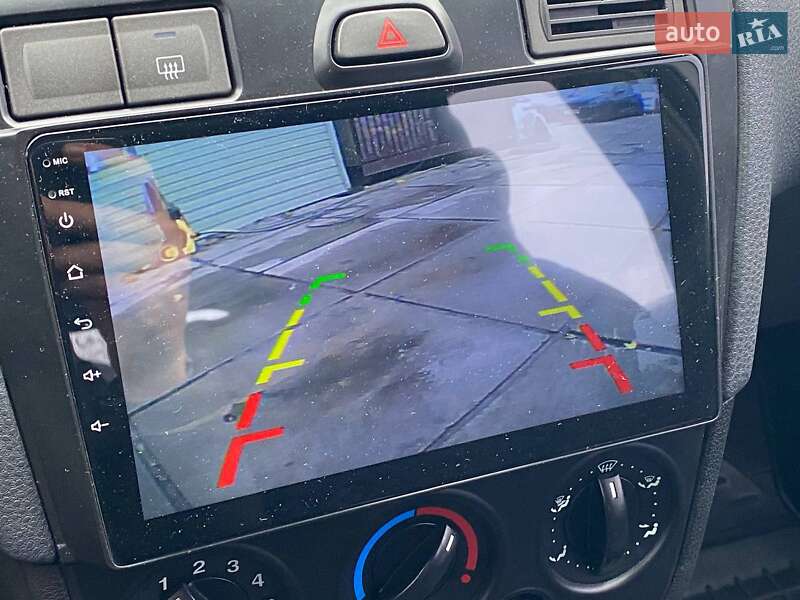 Хетчбек Ford Fiesta 2006 в Києві фото 17 Хетчбек Ford Fiesta 2006 в Києві