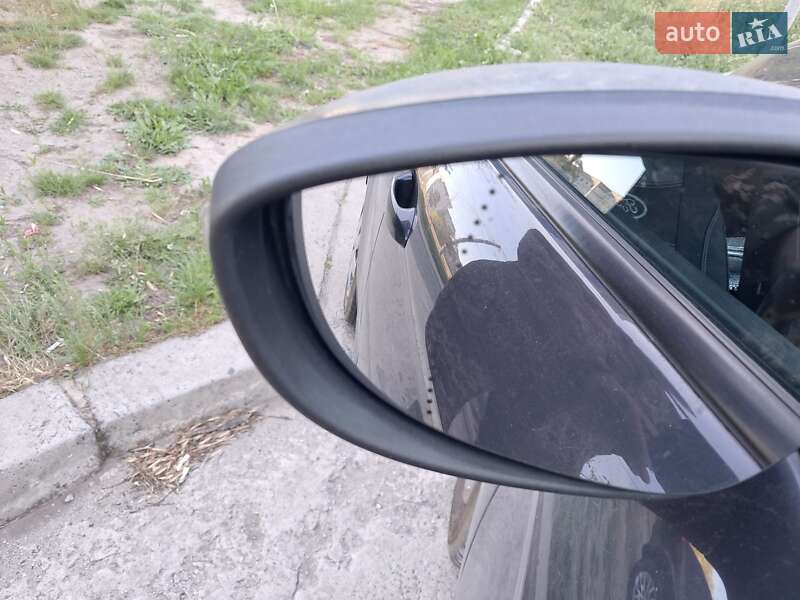Хетчбек Ford Fiesta 2012 в Черкаському
