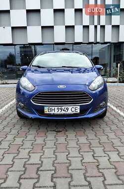 Хэтчбек Ford Fiesta 2014 в 