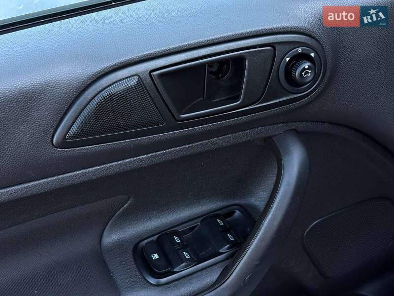 Хетчбек Ford Fiesta 2018 в Рівному