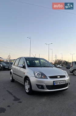 Хэтчбек Ford Fiesta 2005 в Виннице