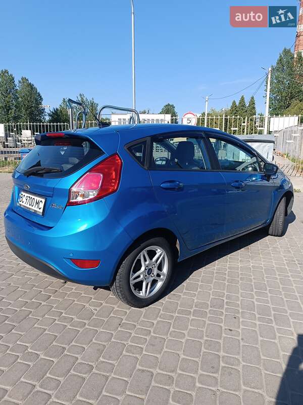 Хэтчбек Ford Fiesta 2016 в Львове фото 3 Хэтчбек Ford Fiesta 2016 в Львове