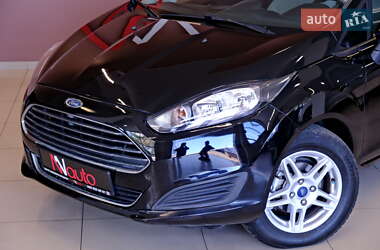 Хэтчбек Ford Fiesta 2018 в 