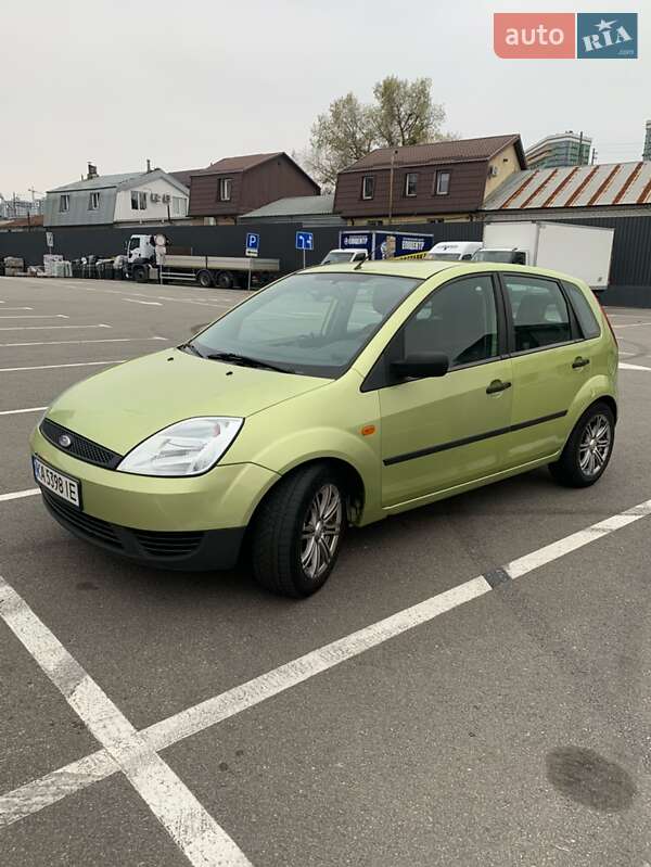 Хетчбек Ford Fiesta 2005 в Києві