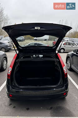 Хетчбек Ford Fiesta 2007 в  фото 5 Хетчбек Ford Fiesta 2007 в