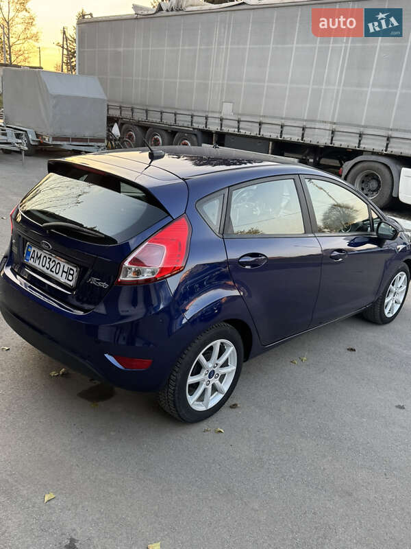 Хетчбек Ford Fiesta 2016 в Житомирі фото 5 Хетчбек Ford Fiesta 2016 в Житомирі