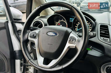 Хетчбек Ford Fiesta 2016 в  фото 21 Хетчбек Ford Fiesta 2016 в