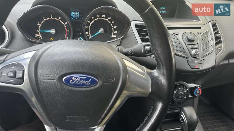Седан Ford Fiesta 2014 в Обухові