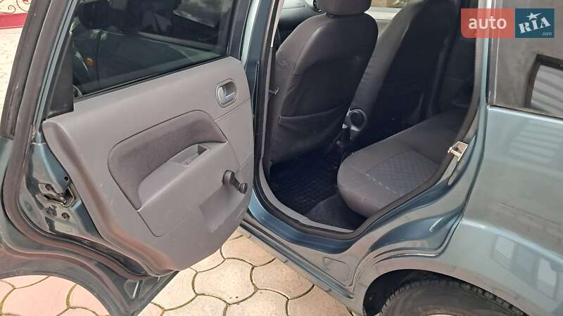 Хетчбек Ford Fiesta 2002 в Надвірній фото 22 Хетчбек Ford Fiesta 2002 в Надвірній
