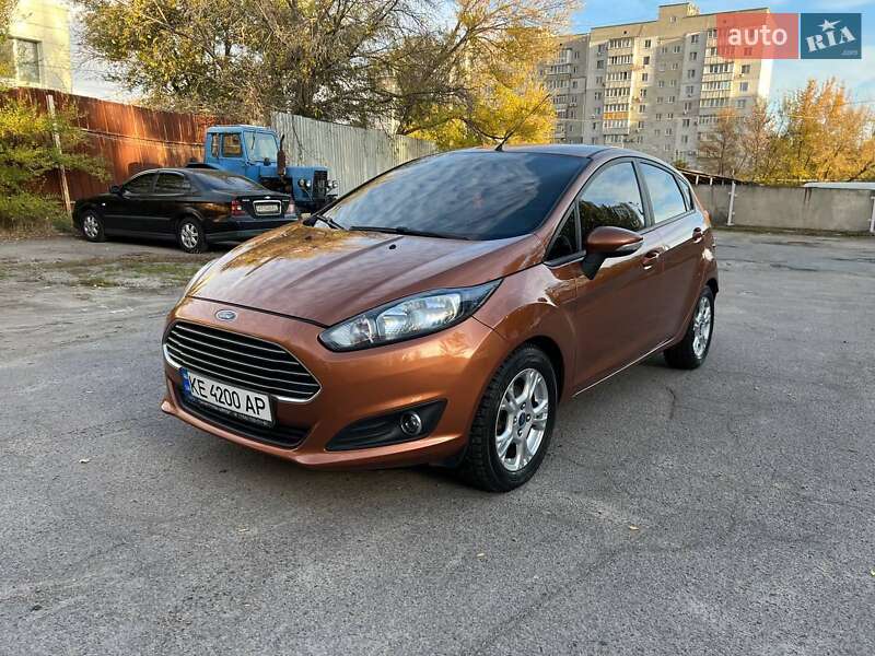 Хетчбек Ford Fiesta 2015 в Дніпрі фото 8 Хетчбек Ford Fiesta 2015 в Дніпрі