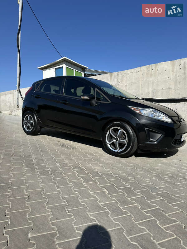 Хетчбек Ford Fiesta 2012 в Вінниці фото 9 Хетчбек Ford Fiesta 2012 в Вінниці