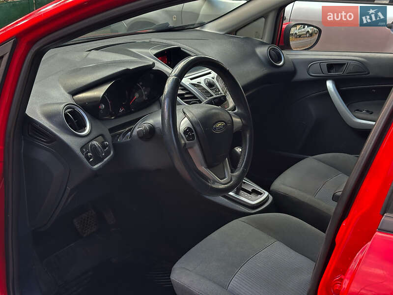 Хэтчбек Ford Fiesta 2011 в Львове фото 12 Хэтчбек Ford Fiesta 2011 в Львове