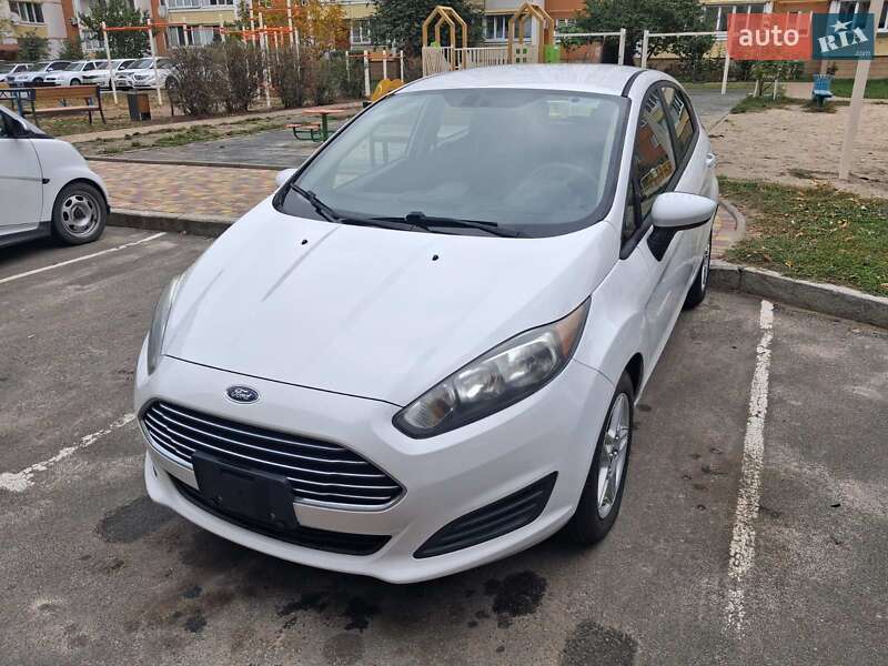 Хэтчбек Ford Fiesta 2018 в Вишневом фото 4 Хэтчбек Ford Fiesta 2018 в Вишневом